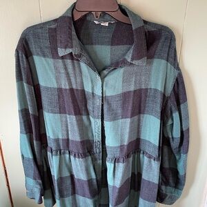 American Eagle Green and Black Plaid Tunic
